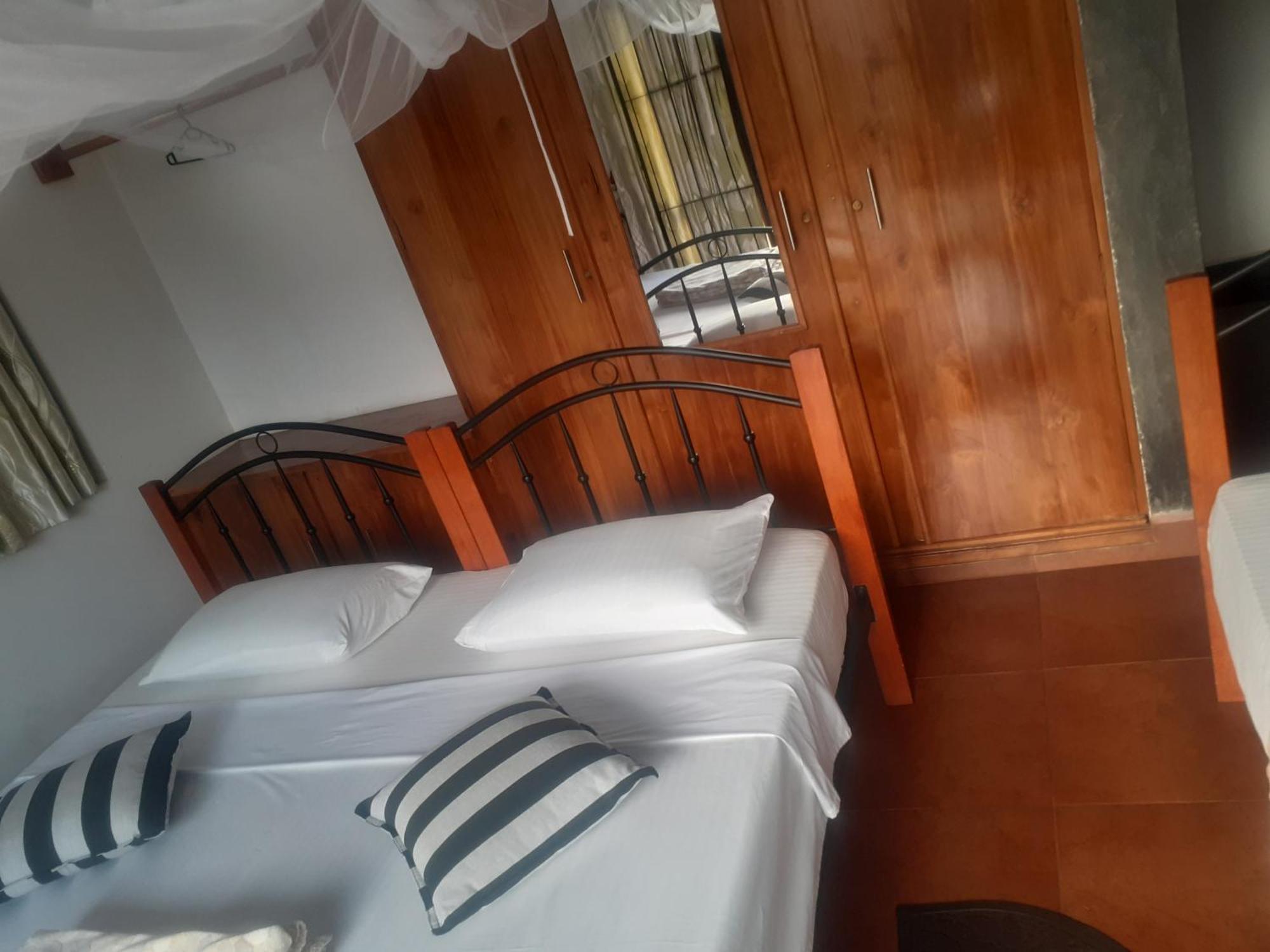 Ella Floating View Bed & Breakfast エクステリア 写真